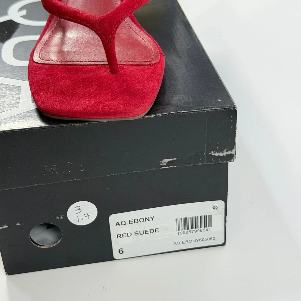 AQUA Ebony Size-6M Womens Red Suede Square Toe Kitten Heel Thong Sandals